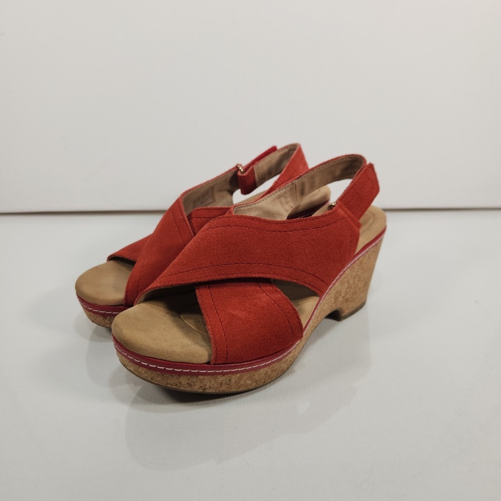 Clarks Sandals Womens Size 7.5M Giselle Cove Orange Suede Cork Wedge Slingback